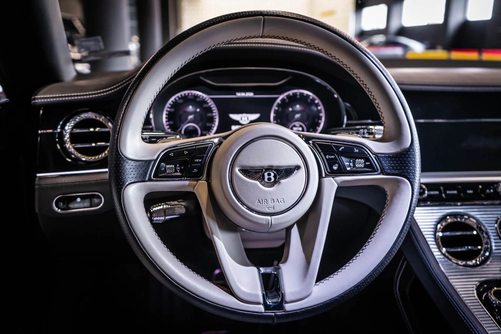 Bentley Continental gt W12 First Edition* NAIM* , снимка 10 - Автомобили и джипове - 54039783