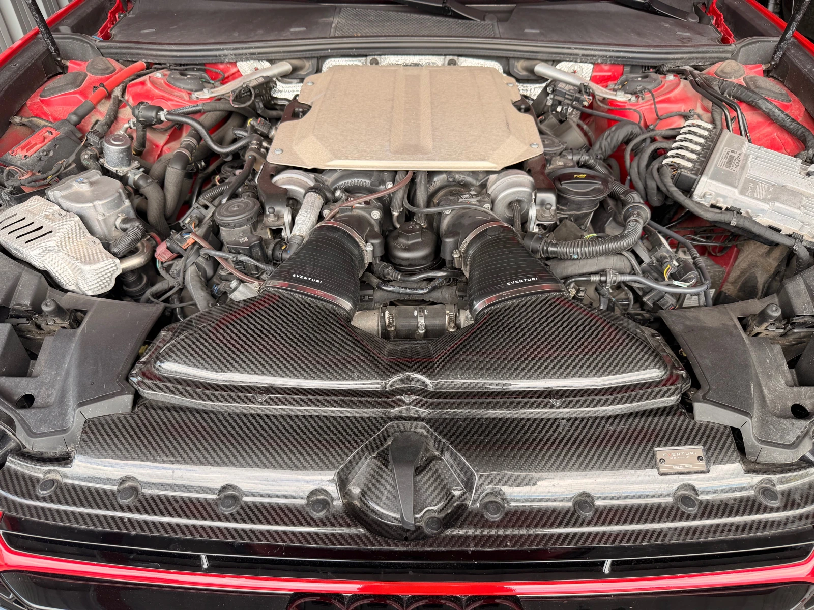 Audi Rs6 CARBON&CERAMIC, снимка 17 - Автомобили и джипове - 54289894