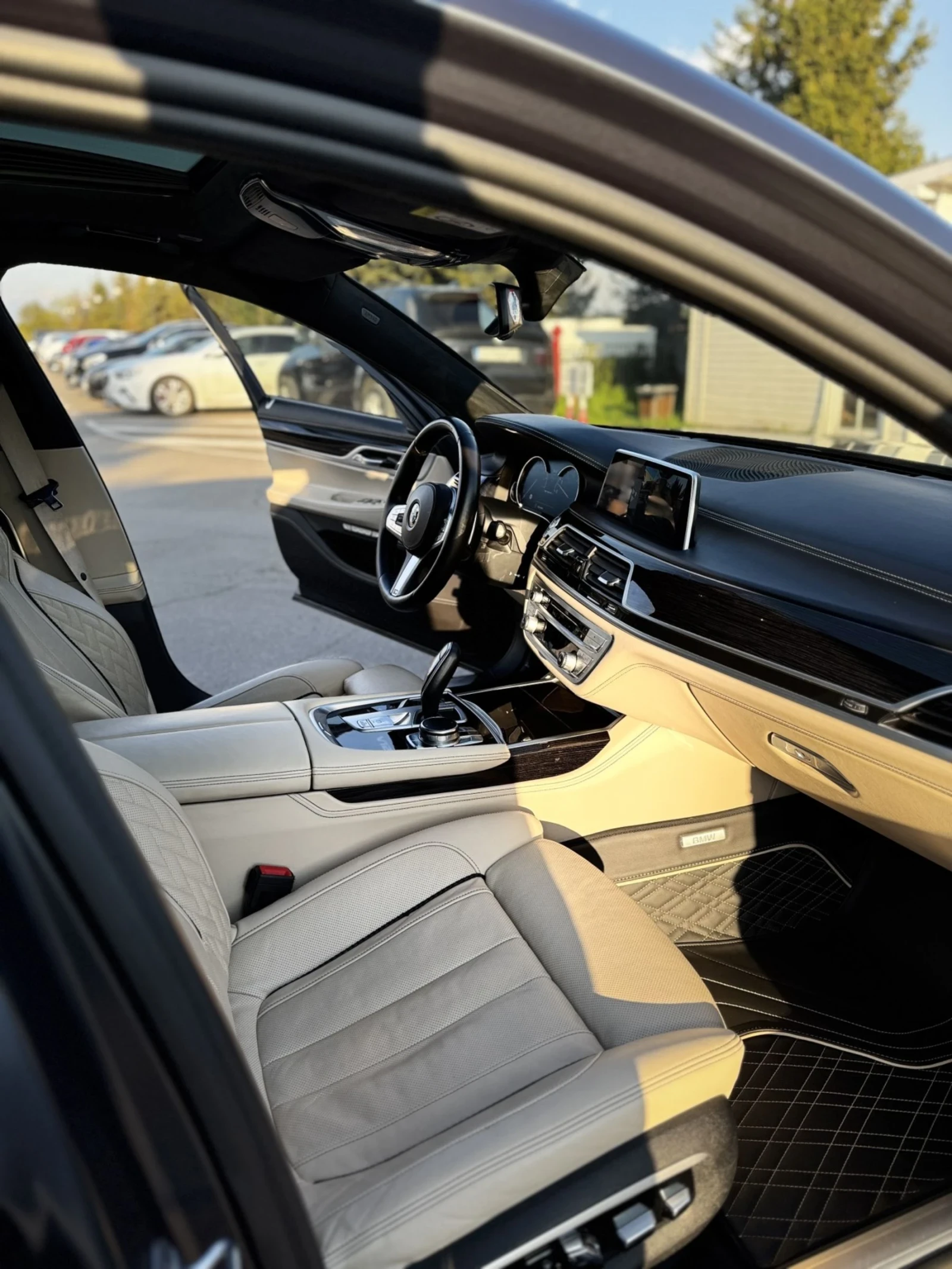 BMW 760 M 760 LI XDRIVE, снимка 8 - Автомобили и джипове - 54343431