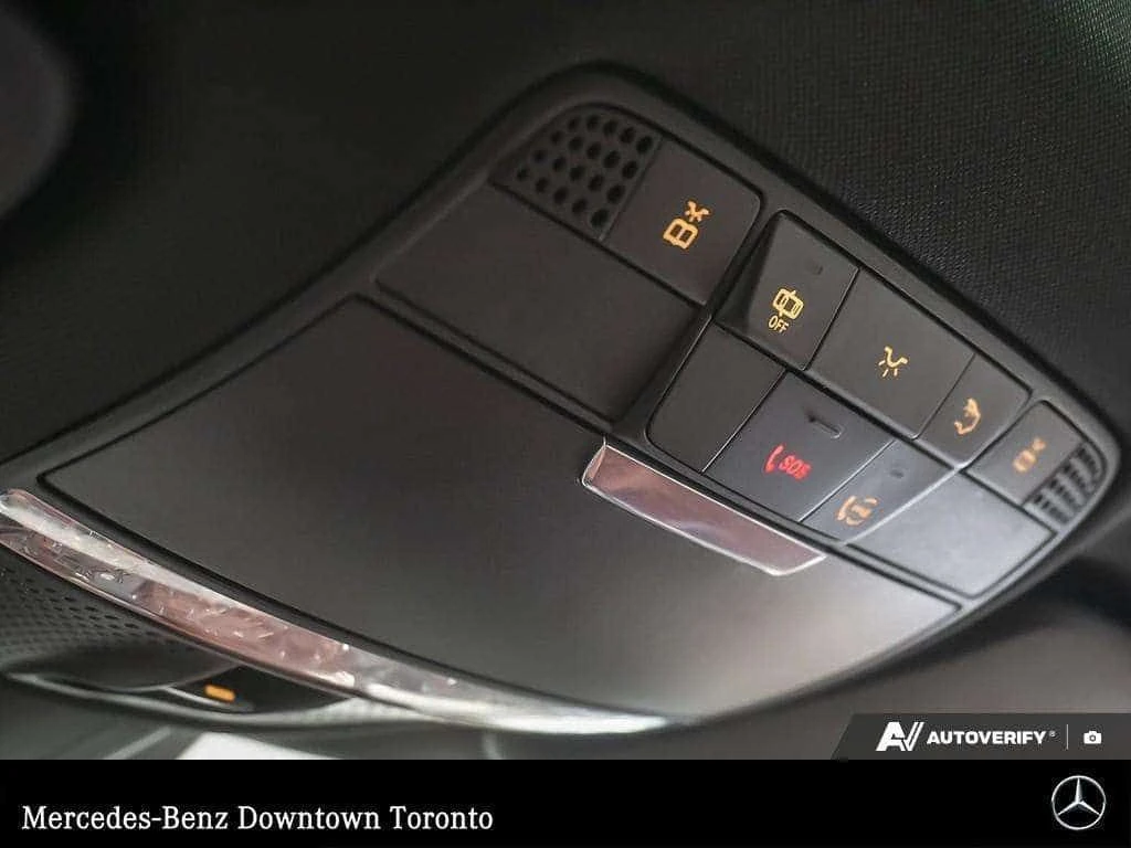 Mercedes-Benz C 43 AMG * CARFAX * БЕЗ ПЪРВОНАЧАЛНА ВНОСКА, снимка 15 - Автомобили и джипове - 54344196