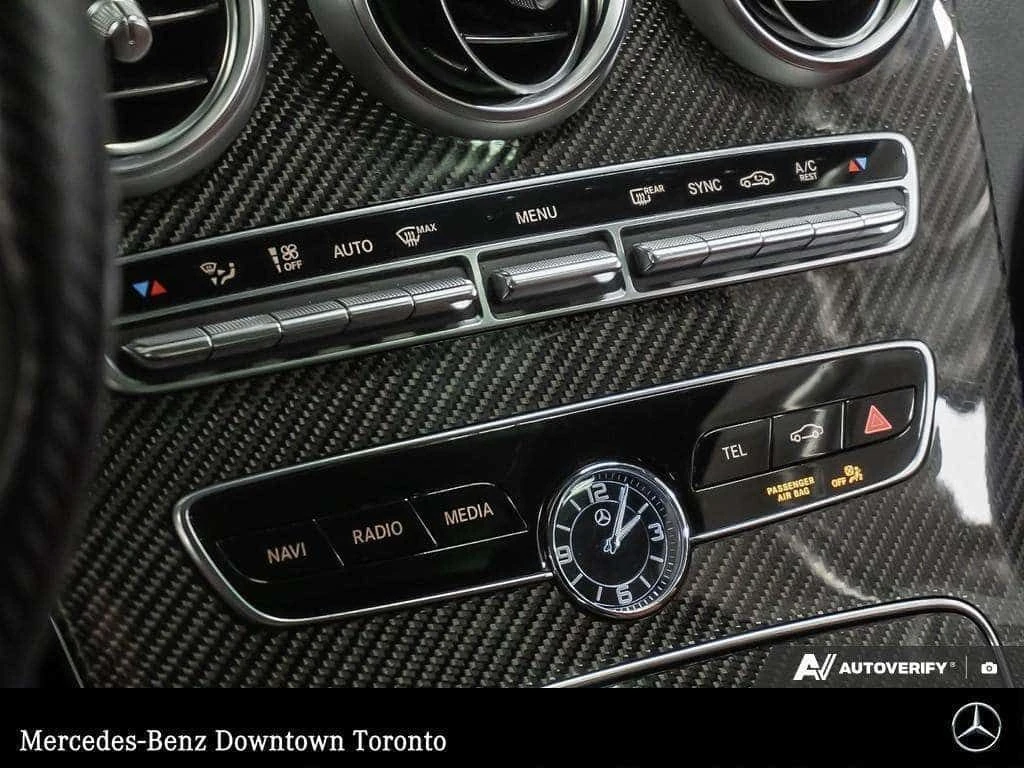 Mercedes-Benz C 43 AMG * CARFAX * БЕЗ ПЪРВОНАЧАЛНА ВНОСКА, снимка 13 - Автомобили и джипове - 54344196