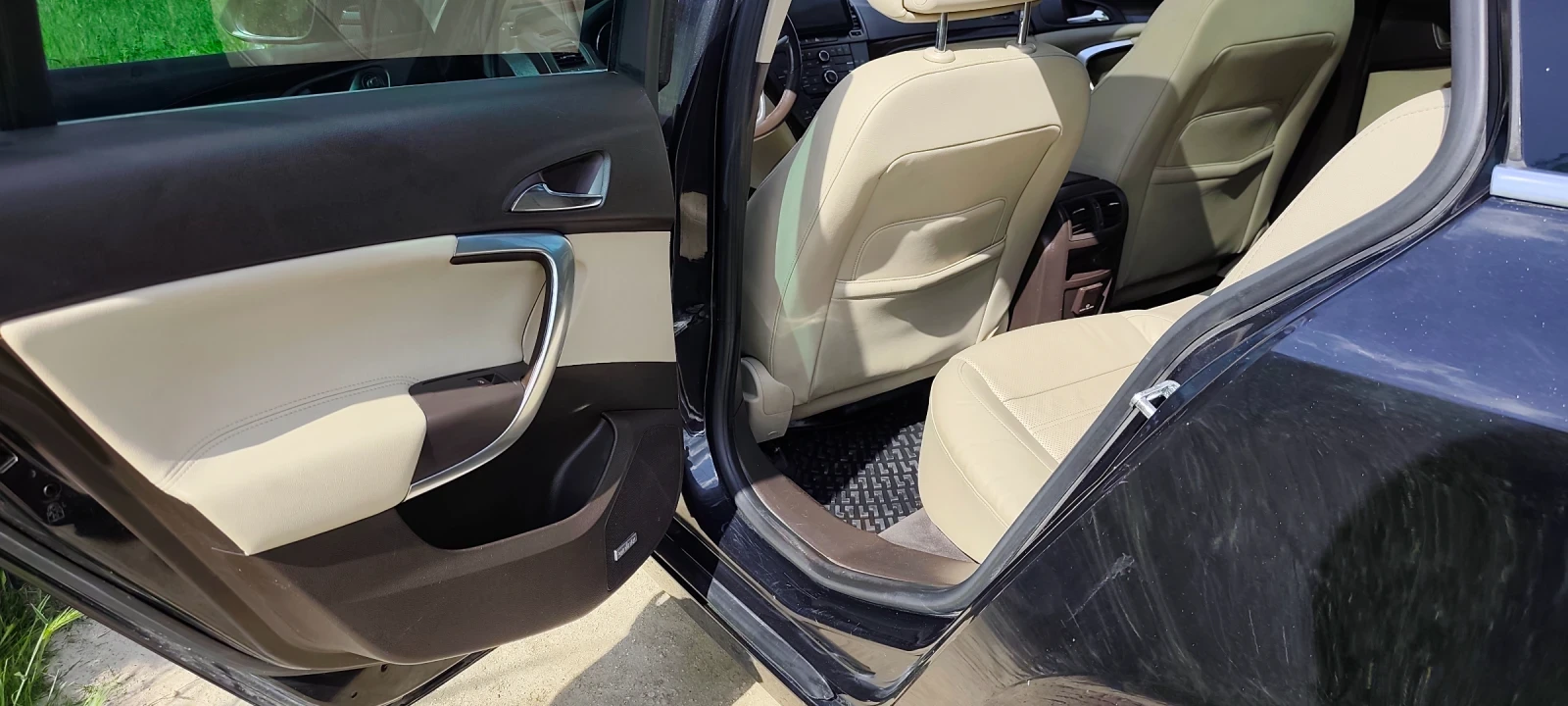 Opel Insignia 2.8t V6 260 к.с. 4х4 OPC Line, снимка 9 - Автомобили и джипове - 55248797