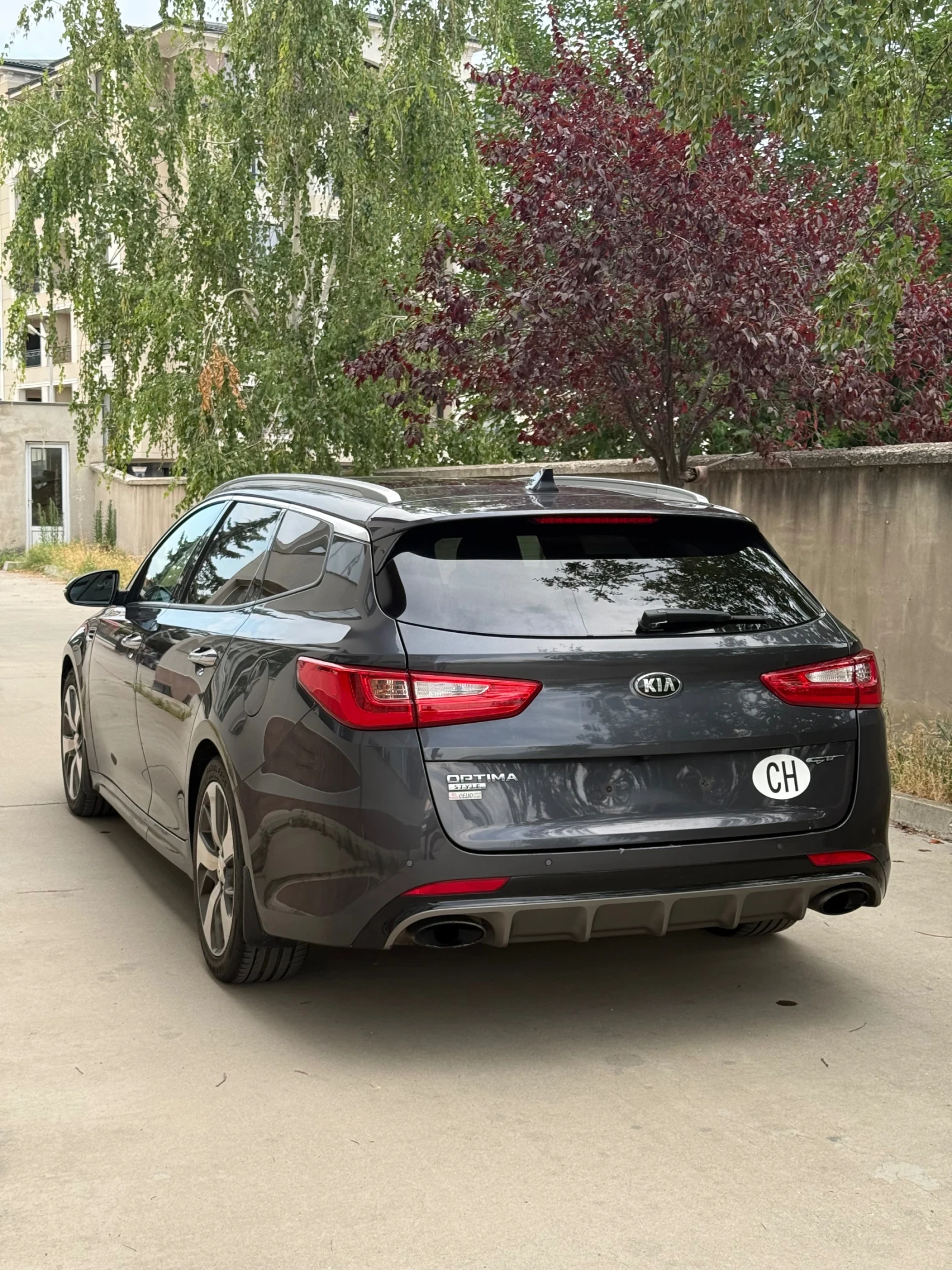 Kia Optima 2.0 GT ШВЕЙЦАРИЯ , снимка 4 - Автомобили и джипове - 55326612