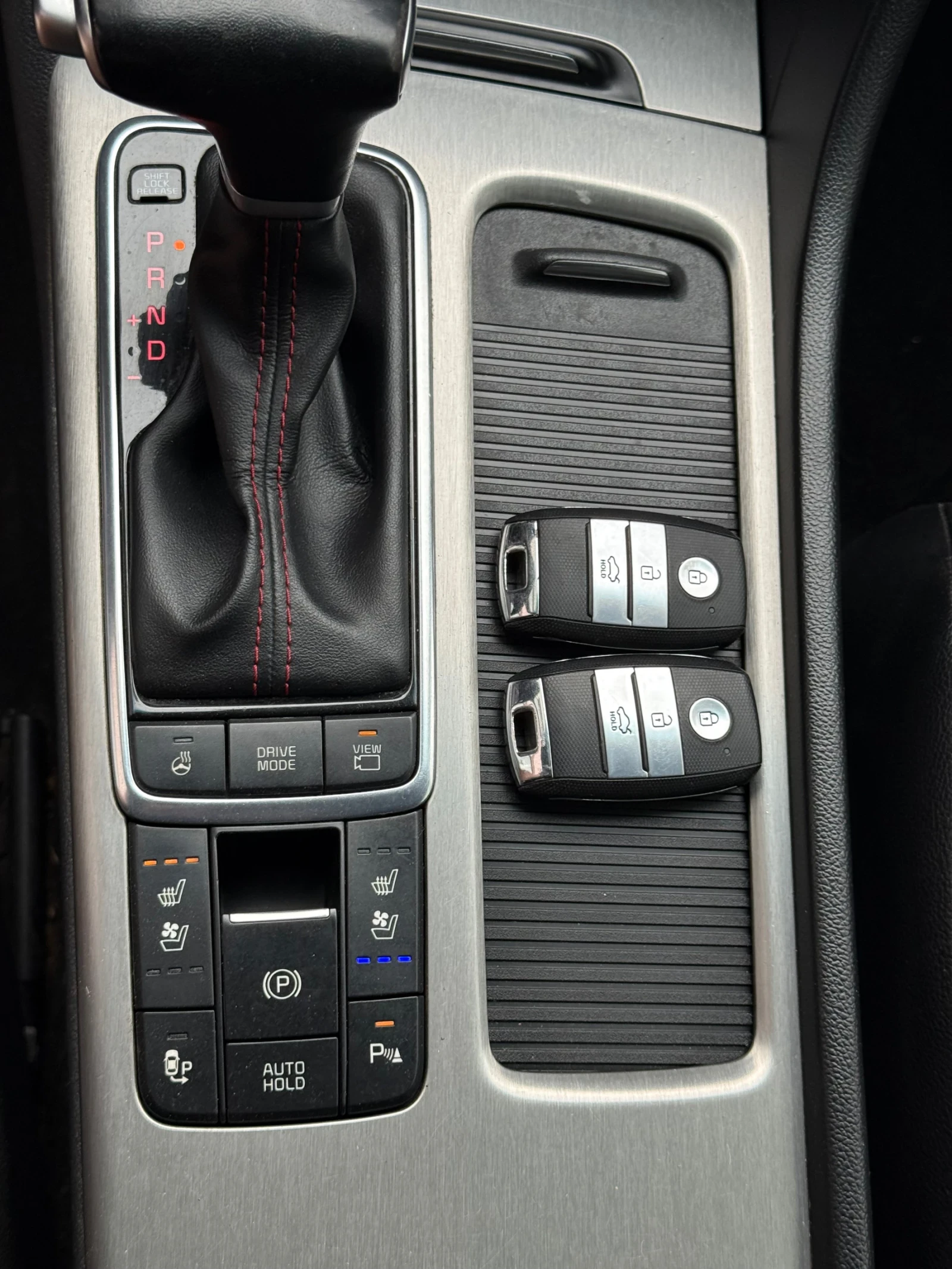 Kia Optima 2.0 GT ШВЕЙЦАРИЯ , снимка 10 - Автомобили и джипове - 55326612