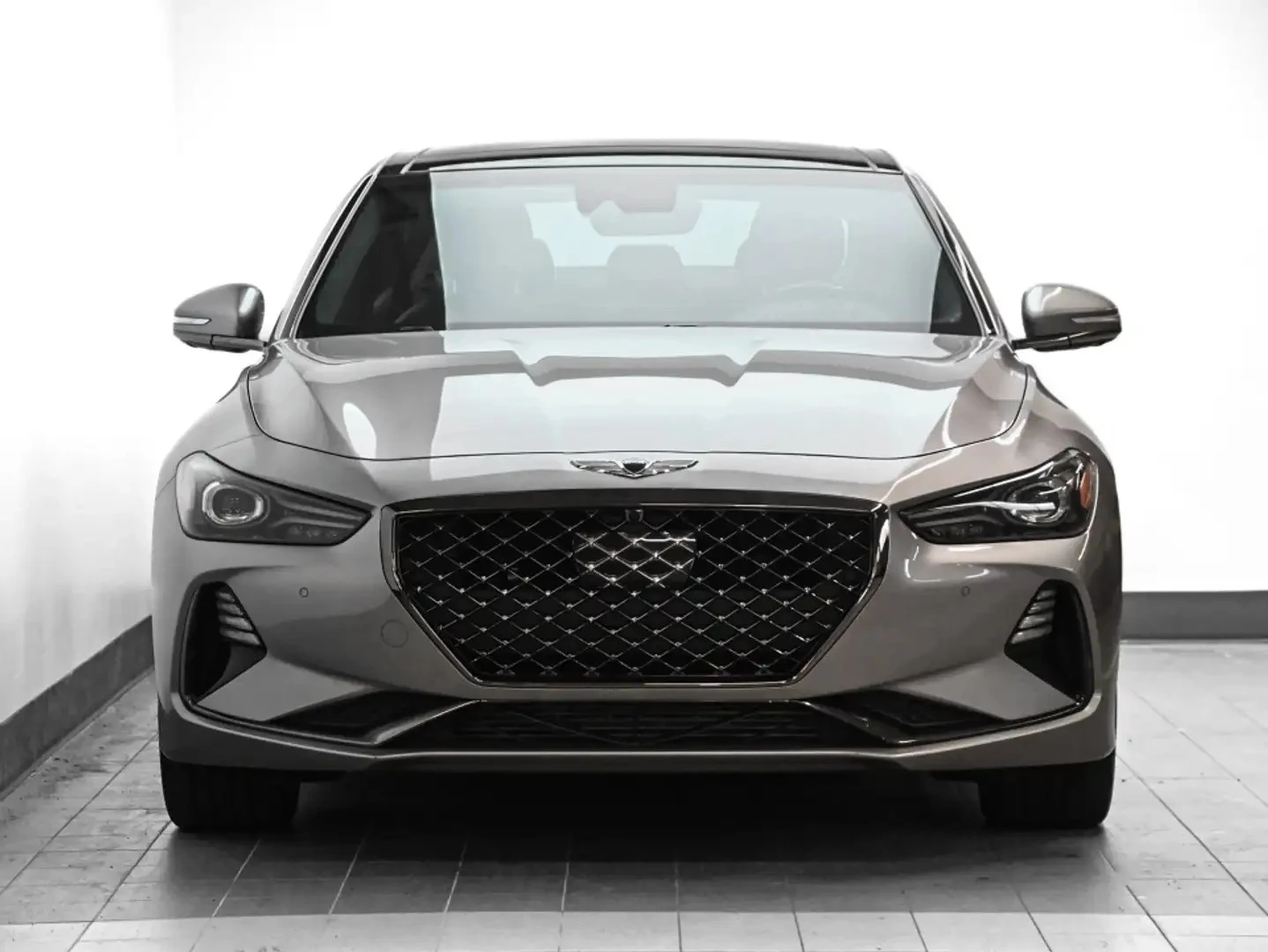 Genesis G70 3.3T DYNAMIC PERFORMANCE ���� �� �� ���������� | Mobile.bg � ����������� 3