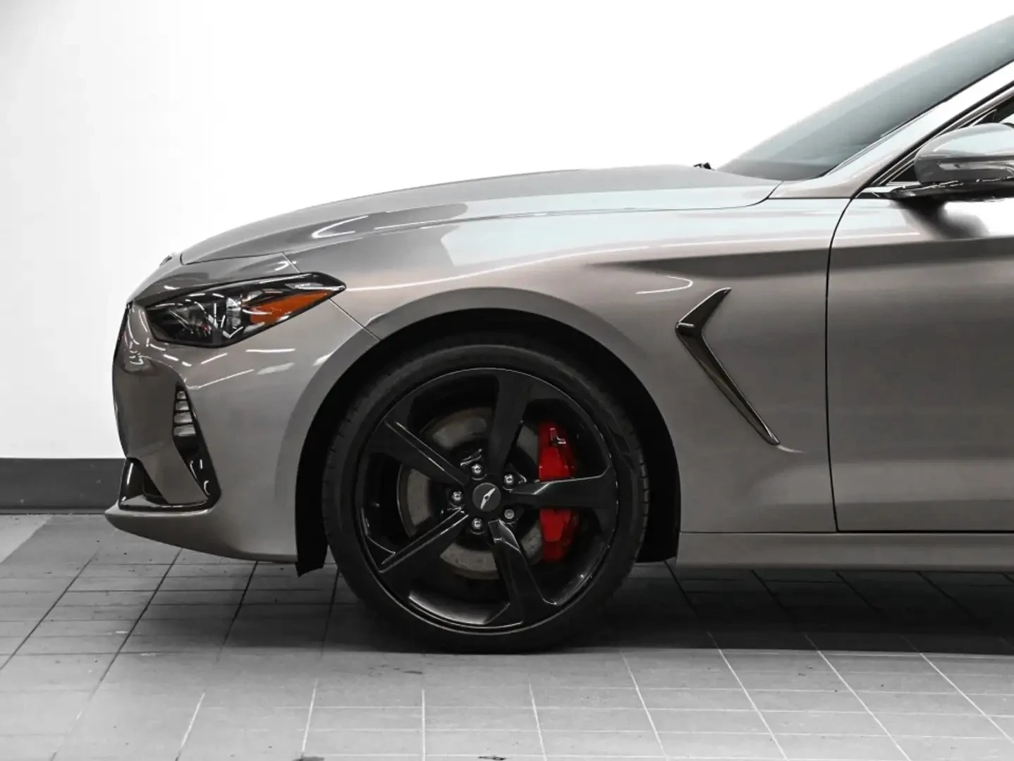 Genesis G70 3.3T DYNAMIC PERFORMANCE ���� �� �� ���������� | Mobile.bg � ����������� 4