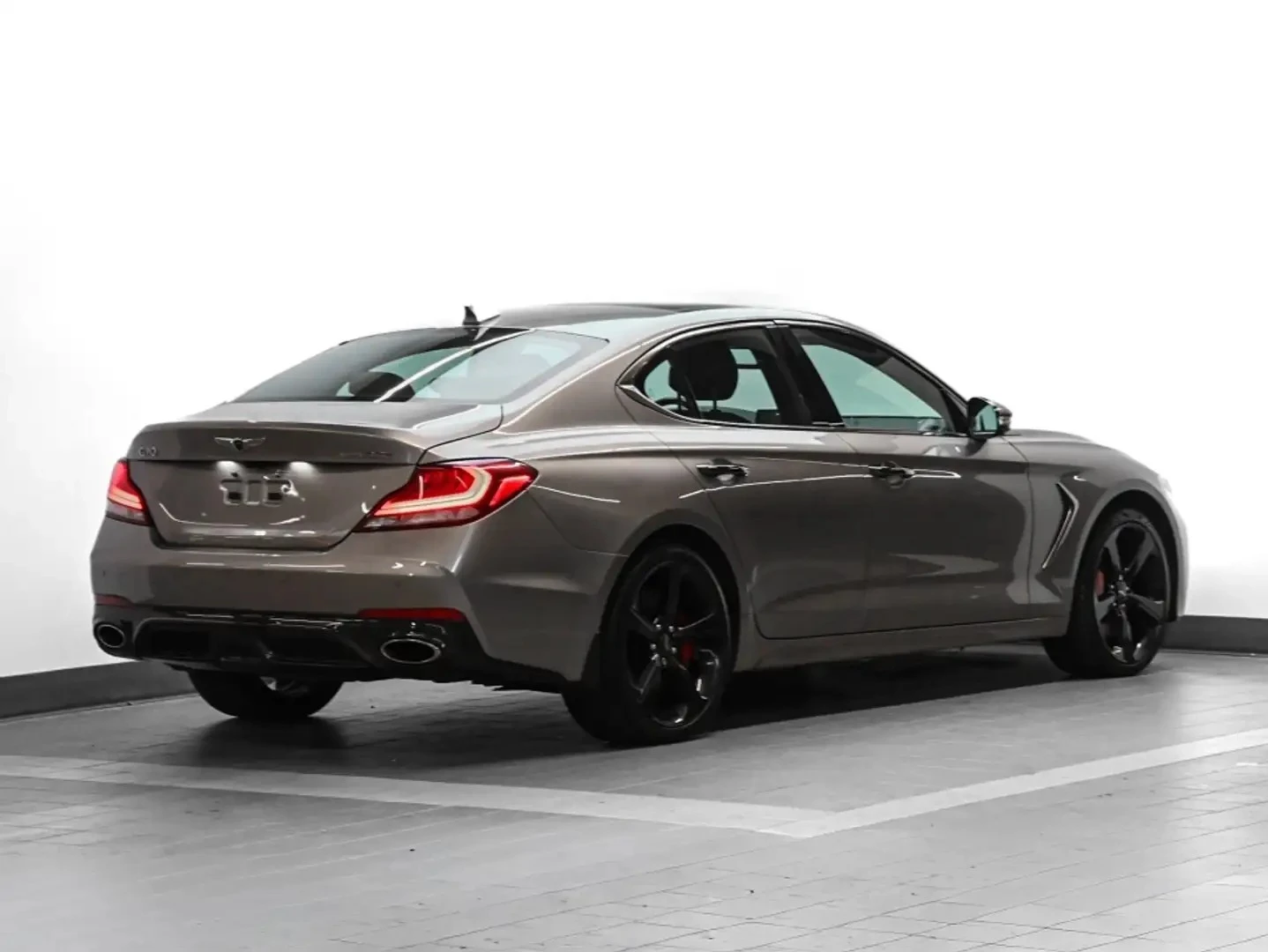 Genesis G70 3.3T DYNAMIC PERFORMANCE ���� �� �� ���������� | Mobile.bg � ����������� 6