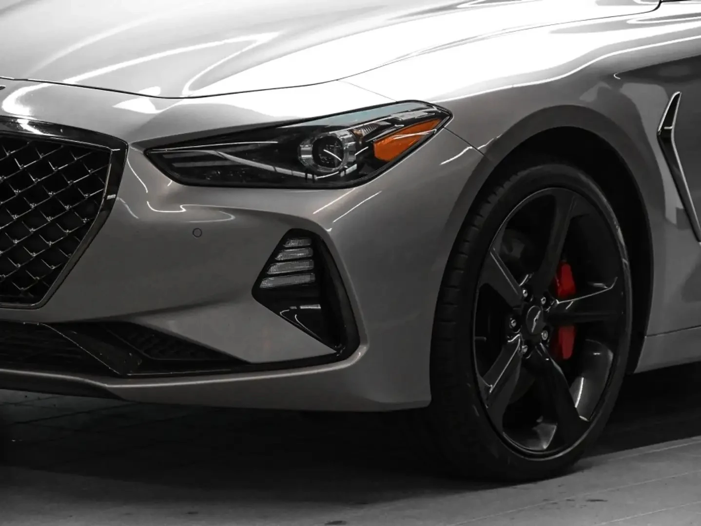 Genesis G70 3.3T DYNAMIC PERFORMANCE ���� �� �� ���������� | Mobile.bg � ����������� 2