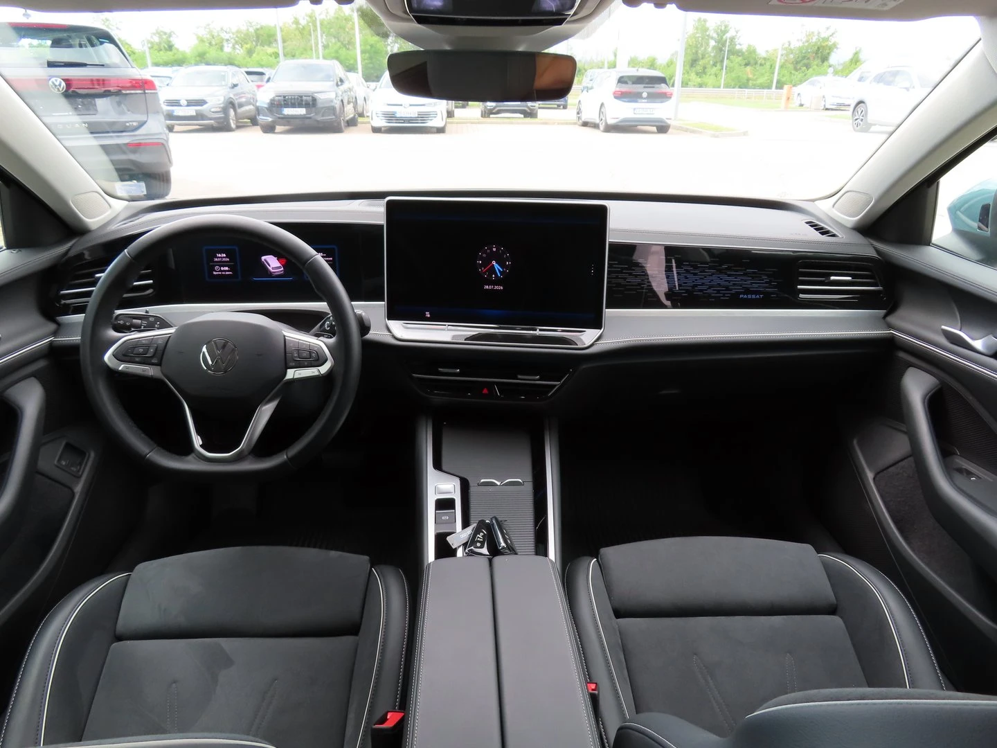 VW Passat, снимка 4 - Автомобили и джипове - 56422221