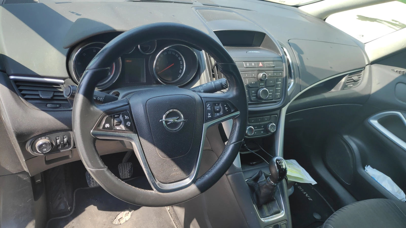 Opel Zafira 2013, снимка 6 - Автомобили и джипове - 55783347