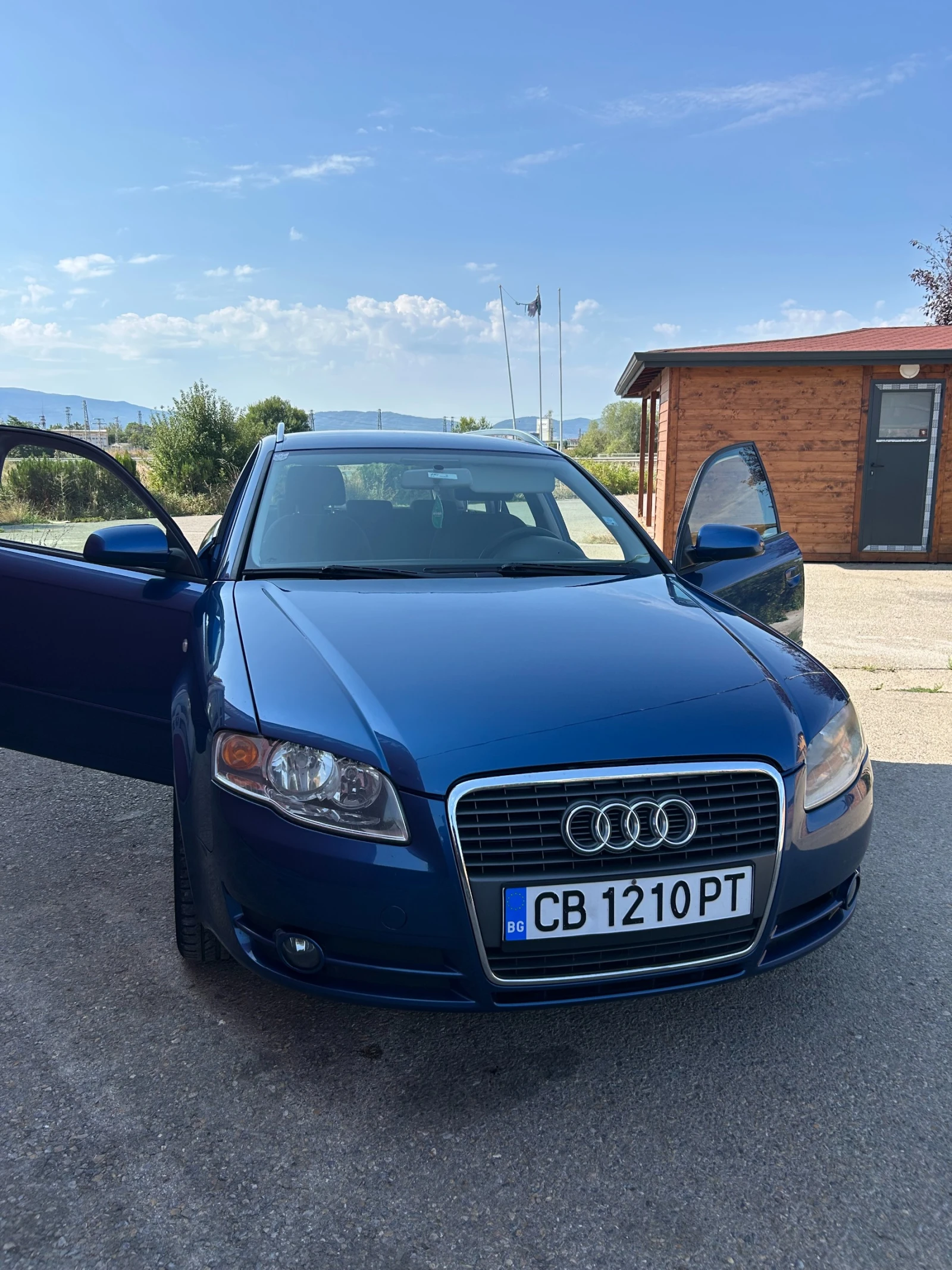 Audi A4 2.0 TDI, снимка 2 - Автомобили и джипове - 55944072