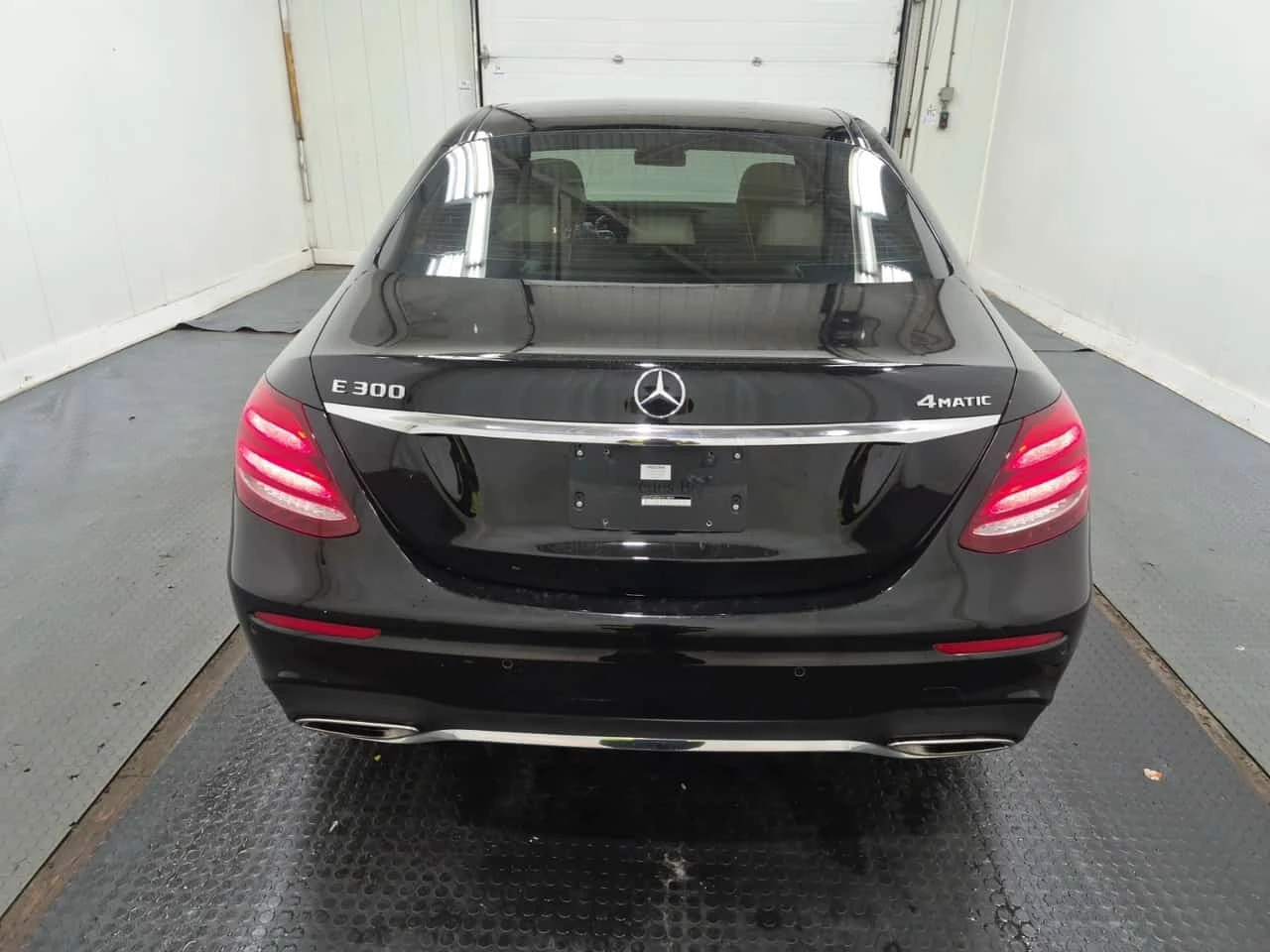 Mercedes-Benz E 300 ��� �����/4matic/CARFAX/�������/��������/��� ����� | Mobile.bg � ����������� 17