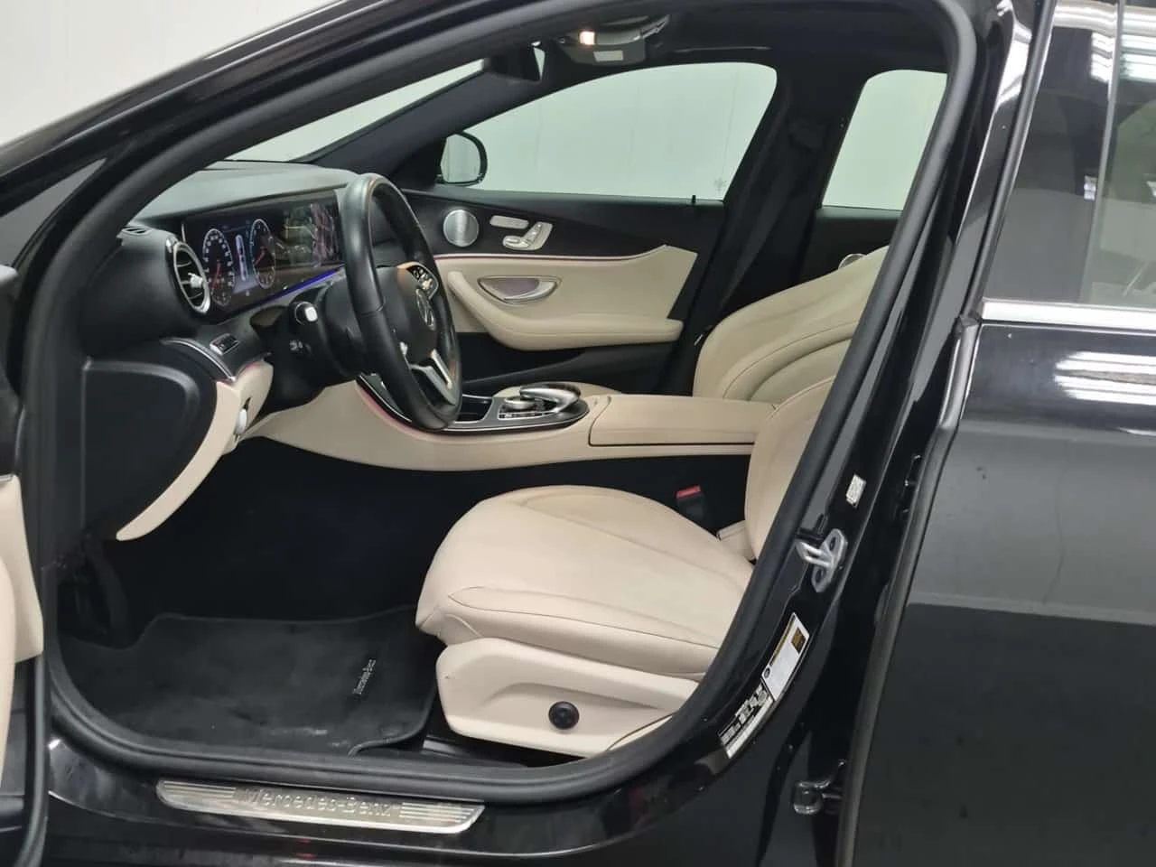 Mercedes-Benz E 300 ��� �����/4matic/CARFAX/�������/��������/��� ����� | Mobile.bg � ����������� 3