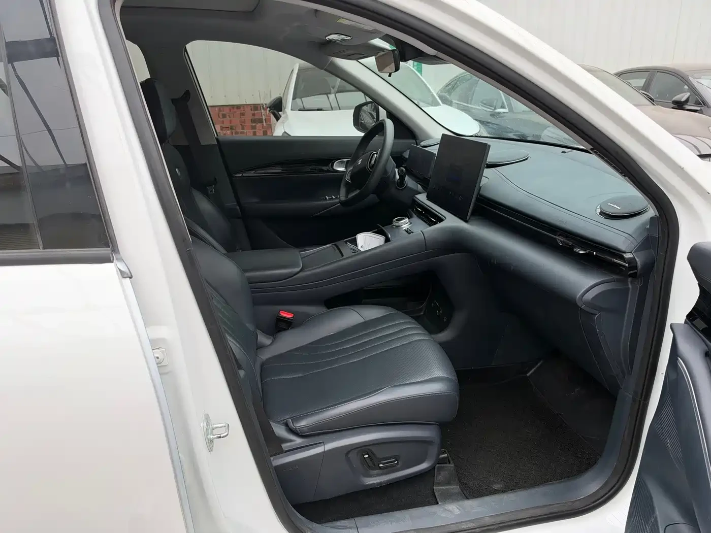Geely EX5 2024 440km Explore Edition, снимка 8 - Автомобили и джипове - 56714780