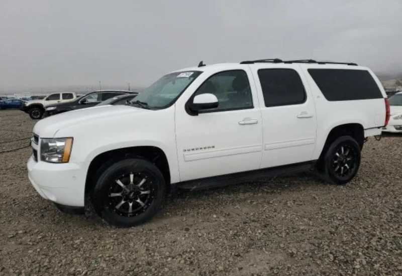 Chevrolet Suburban, снимка 1 - Автомобили и джипове - 48963558