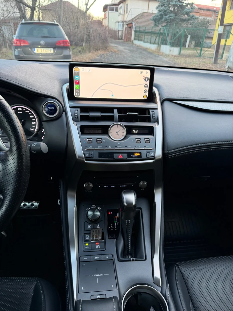 Lexus NX 300h, снимка 8 - Автомобили и джипове - 53126511