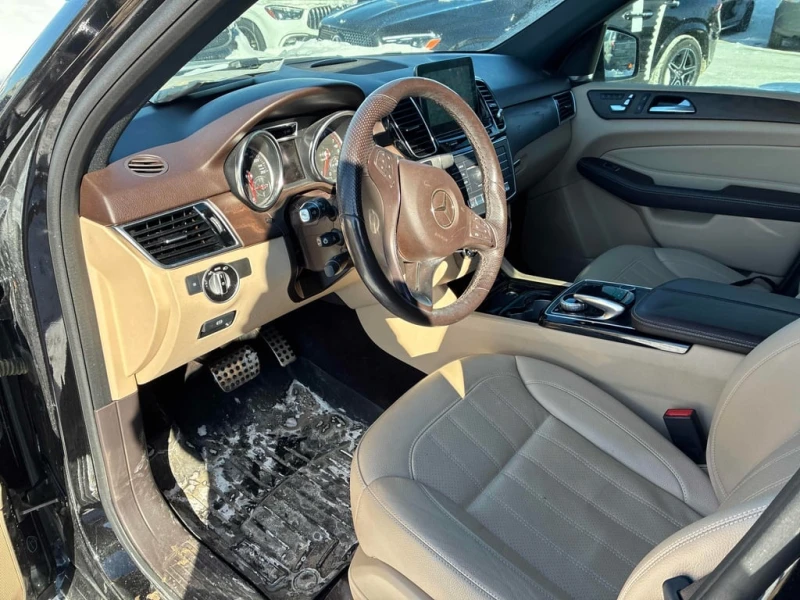 Mercedes-Benz GLE 400 2018 4MATIC * ПРЕДСТАВИТЕЛСТВО НА MERCEDES * , снимка 7 - Автомобили и джипове - 53289702