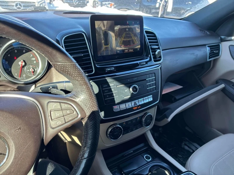 Mercedes-Benz GLE 400 2018 4MATIC * ПРЕДСТАВИТЕЛСТВО НА MERCEDES * , снимка 9 - Автомобили и джипове - 53289702