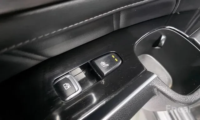 Kia Sorento 2.2 Diesel 4WD Noblesse | 360  камера | Адаптивен , снимка 17 - Автомобили и джипове - 55753737