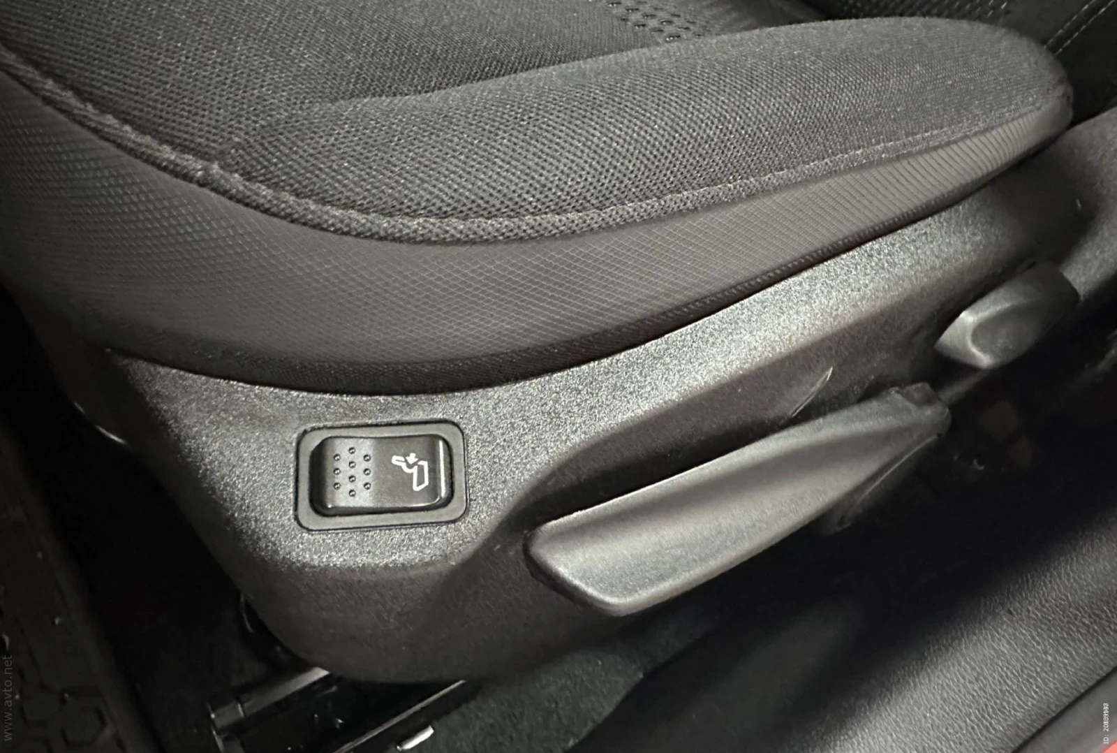 Jeep Renegade 1.3 4х4 e Plug in Hybrid Kamera.Navi.Led - изображение 9