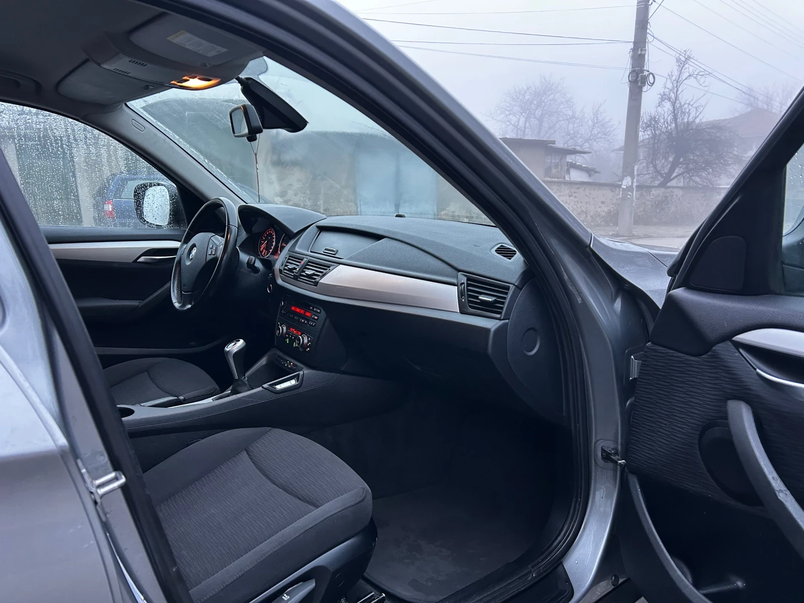 BMW X1 2.0d/xDrive* ПОДГРЕВ* СЕРВИЗНА КНИЖКА*  - изображение 10