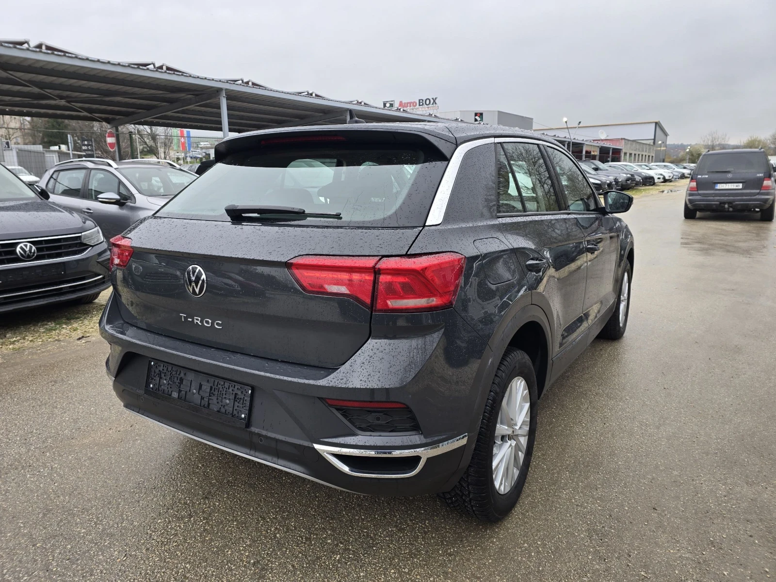 VW T-Roc 2.0TDI  COMFORT LINE 6 скорости , снимка 4 - Автомобили и джипове - 54089315