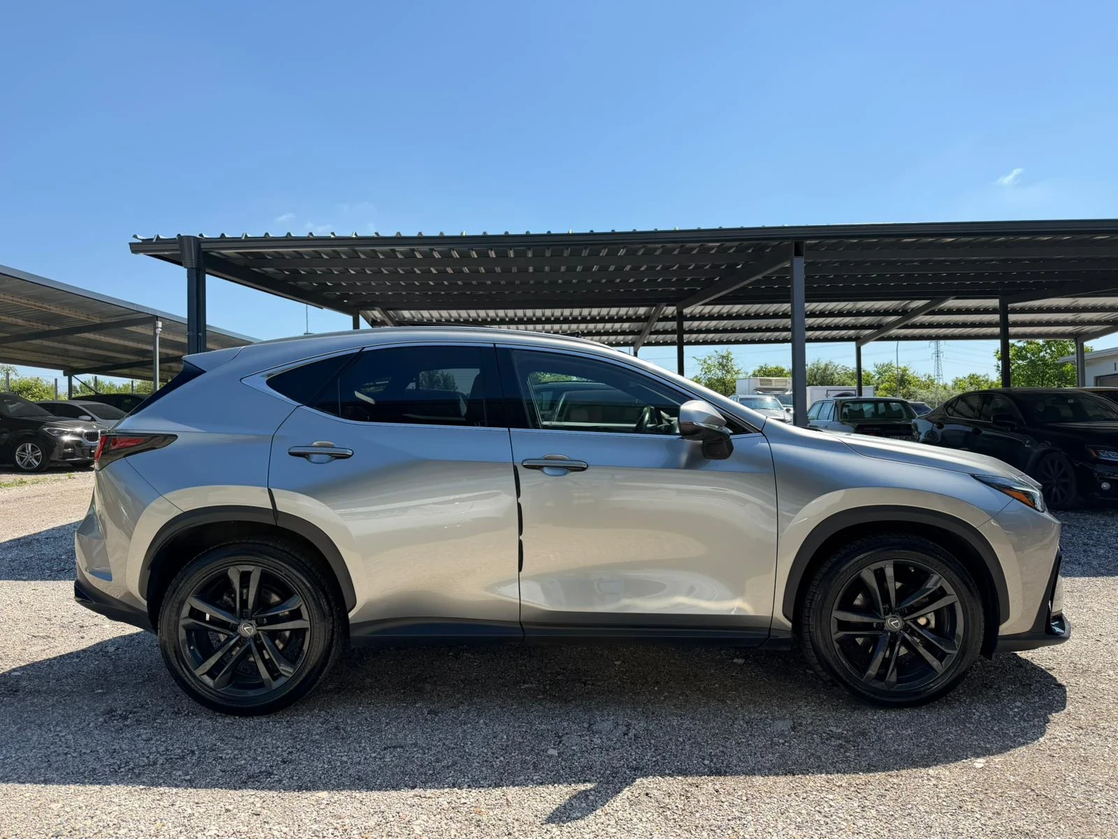 Lexus NX 350h /AWD/360Camera/Panorama/EU с гаранция, снимка 4 - Автомобили и джипове - 54639624