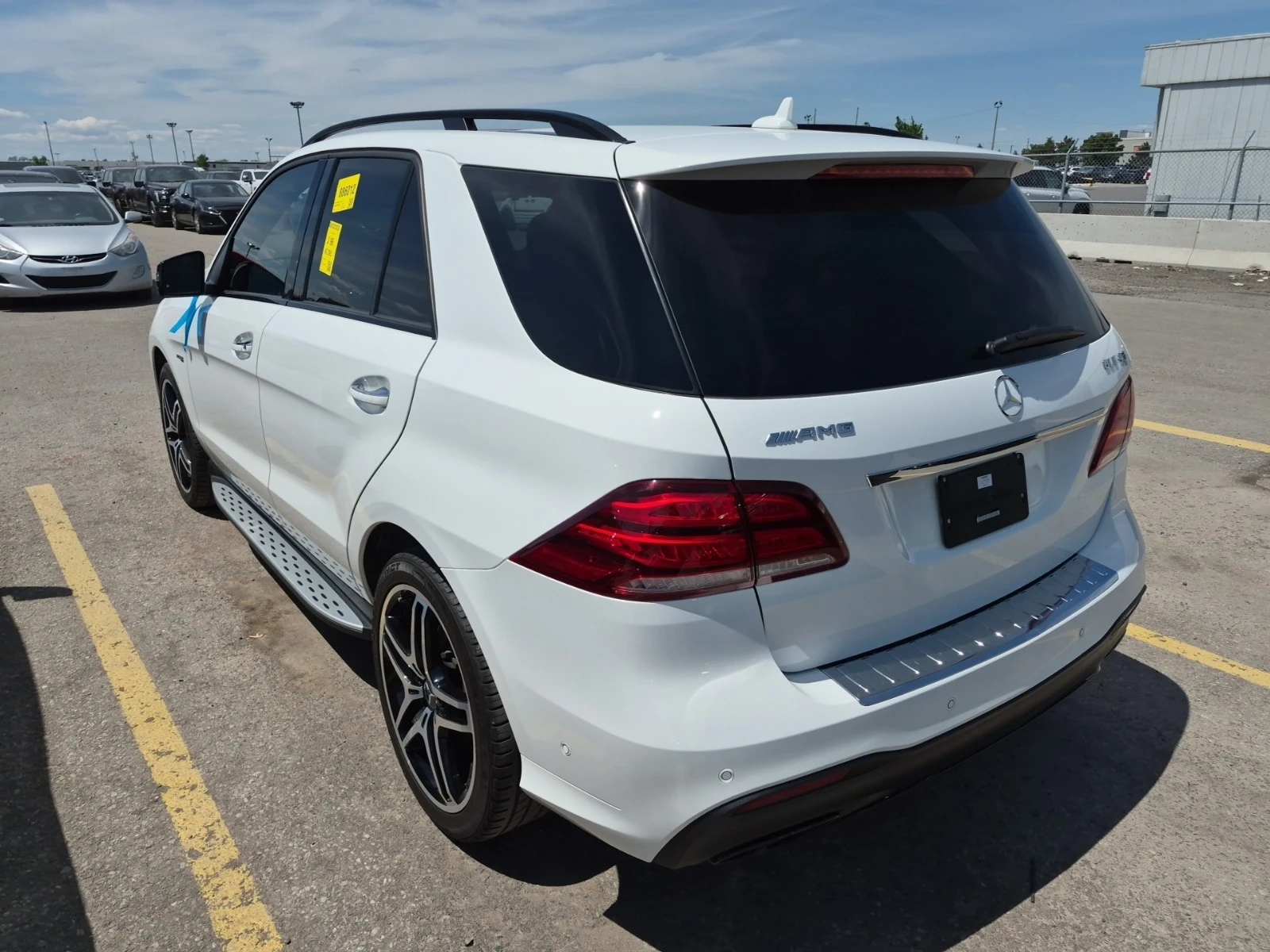 Mercedes-Benz GLE 43 AMG * * CARFAX * * АВТО КРЕДИТ * * , снимка 4 - Автомобили и джипове - 54807805