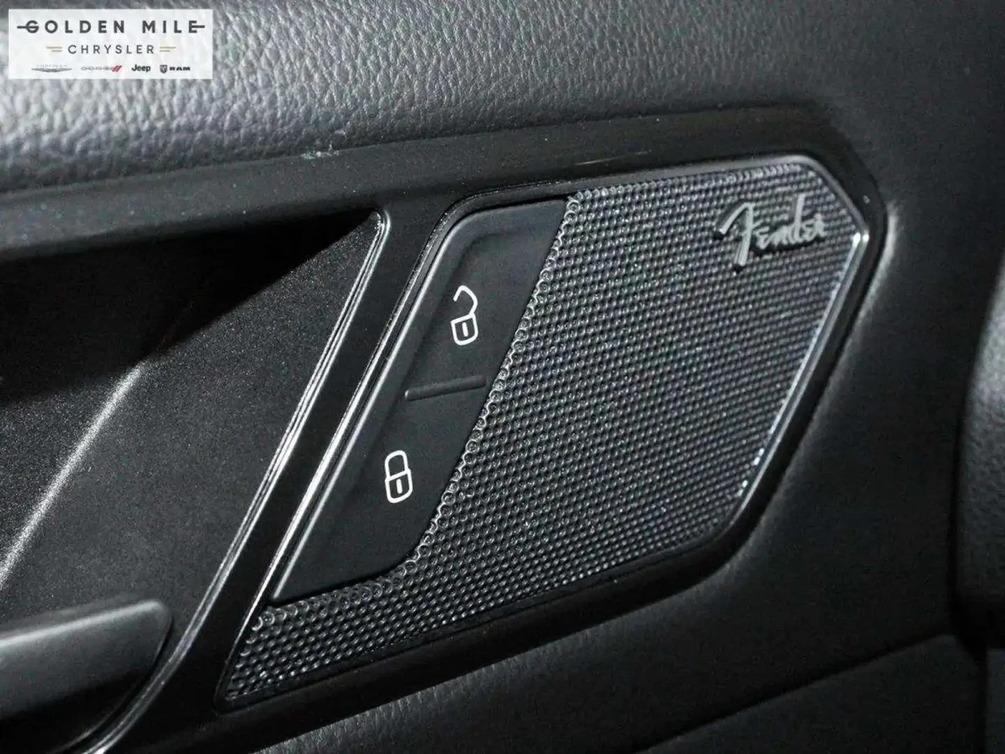VW Tiguan R-LINE  HIGHLINE ЦЕНА ДО БЪЛГАРИЯ АВТОКРЕДИТ, снимка 12 - Автомобили и джипове - 55153762