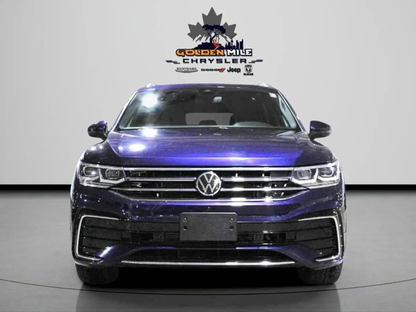 VW Tiguan R-LINE  HIGHLINE ЦЕНА ДО БЪЛГАРИЯ АВТОКРЕДИТ, снимка 2 - Автомобили и джипове - 55153762
