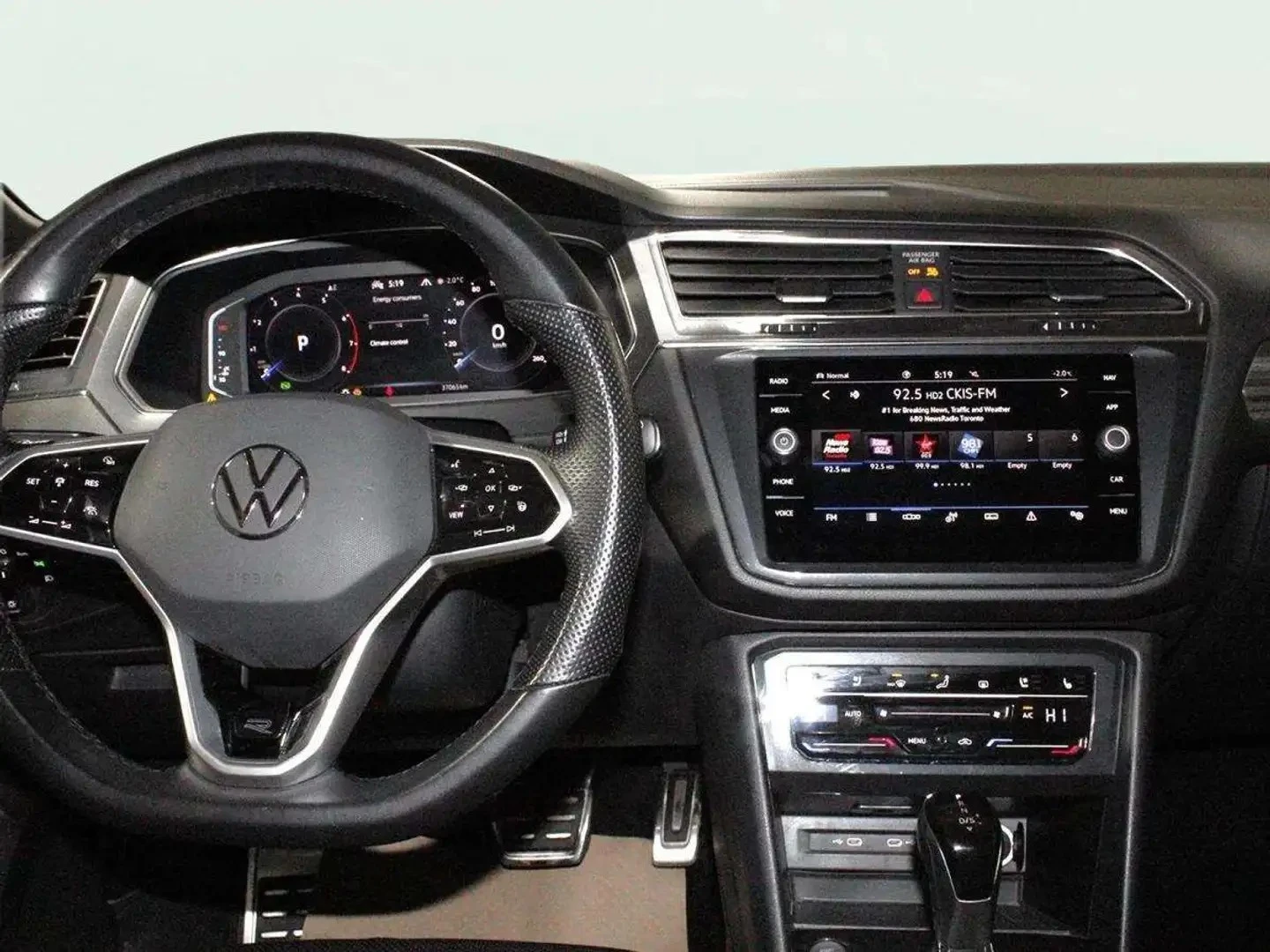 VW Tiguan R-LINE  HIGHLINE ЦЕНА ДО БЪЛГАРИЯ АВТОКРЕДИТ, снимка 7 - Автомобили и джипове - 55153762