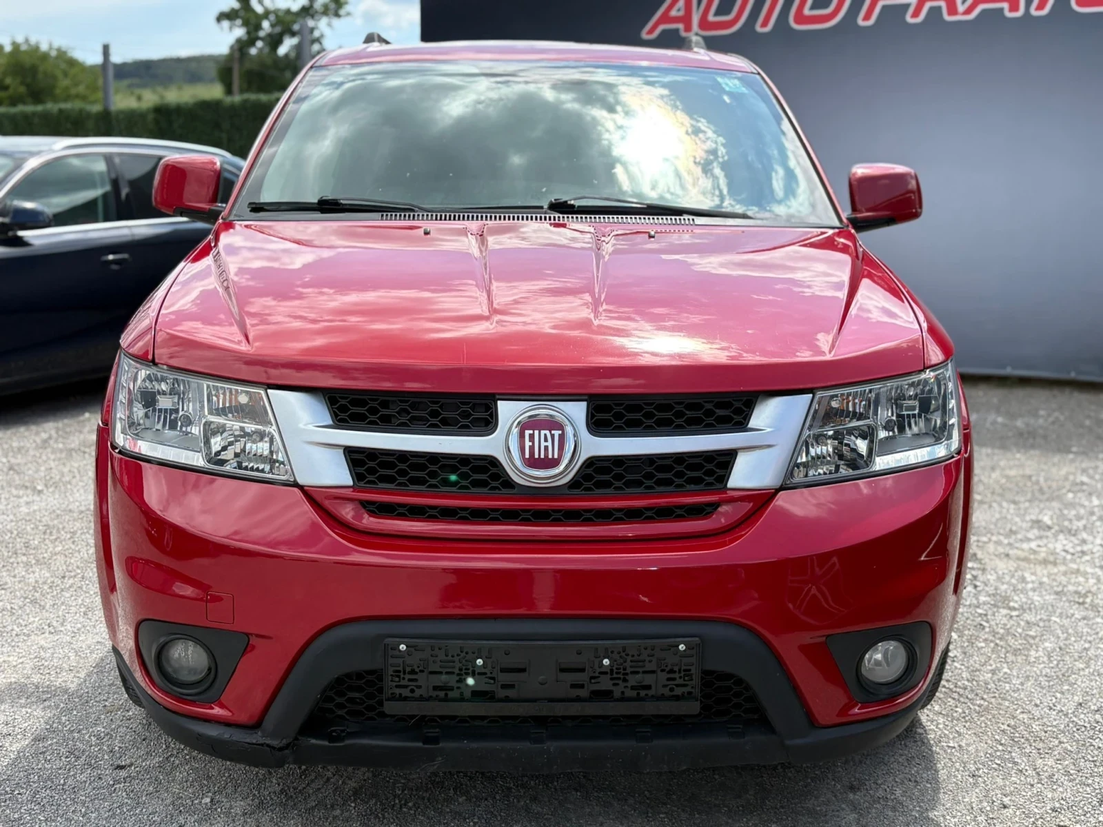 Fiat Freemont 2.0D | 7 МЕСТЕН| ЛИЗИНГ, снимка 2 - Автомобили и джипове - 55775739