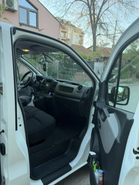 Renault Trafic Товарен 125к.с. евро6, снимка 7