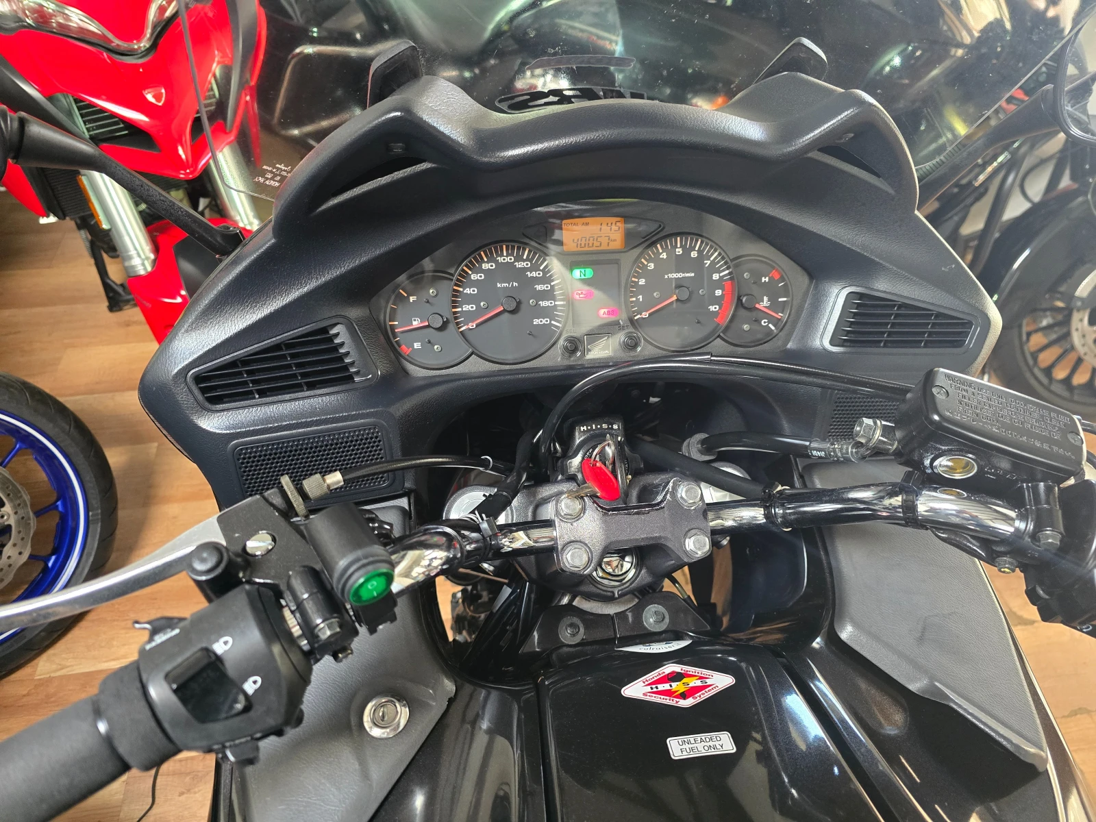 Honda Deauville 700i ABS!!!, снимка 3 - Мотоциклети и мототехника - 54435987