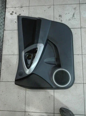 кора на врата предна дясна за Тойота Рав-4 2.2д