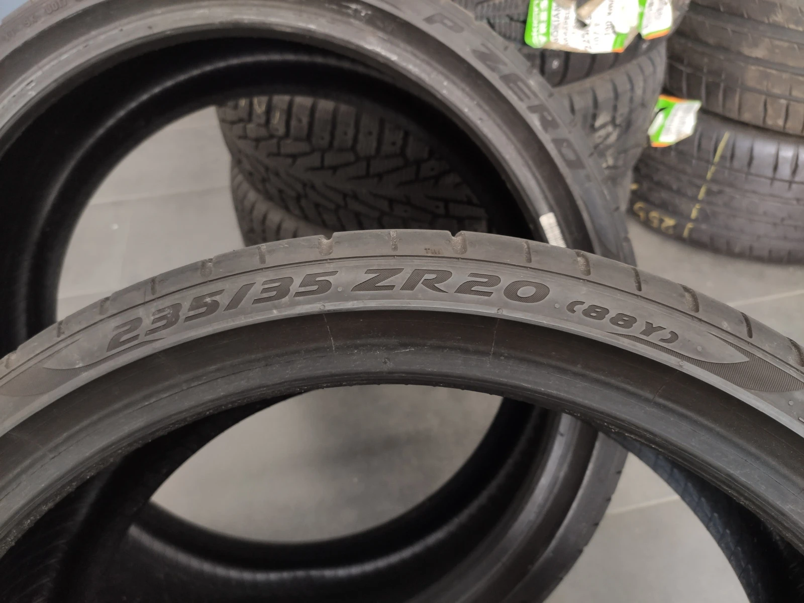  235/35R20 | Mobile.bg   6