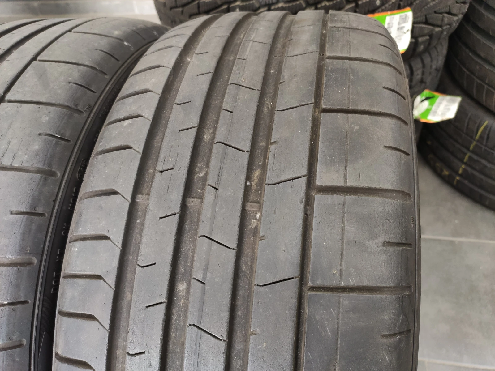  235/35R20 | Mobile.bg   2