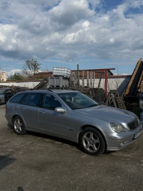 Mercedes-Benz C 220, снимка 8