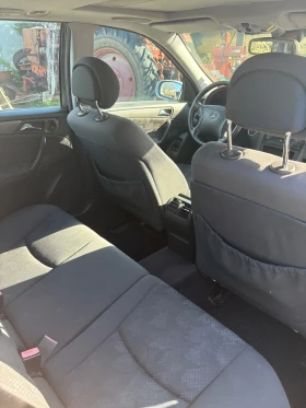 Mercedes-Benz C 220, снимка 7