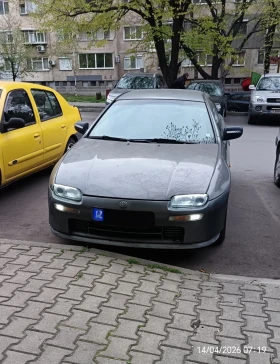 Mazda 323, снимка 1