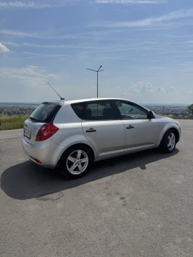 Kia Ceed 1.6 CRDI, снимка 2