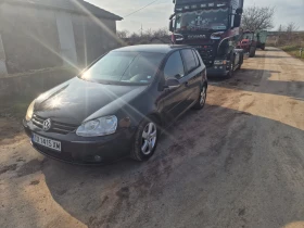 VW Golf 2.0 TDI DSG, снимка 2