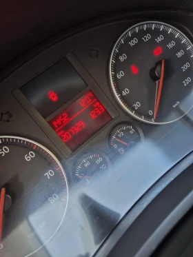 Обява за продажба на VW Golf 1.4 75kc ~4 000 лв. - изображение 5