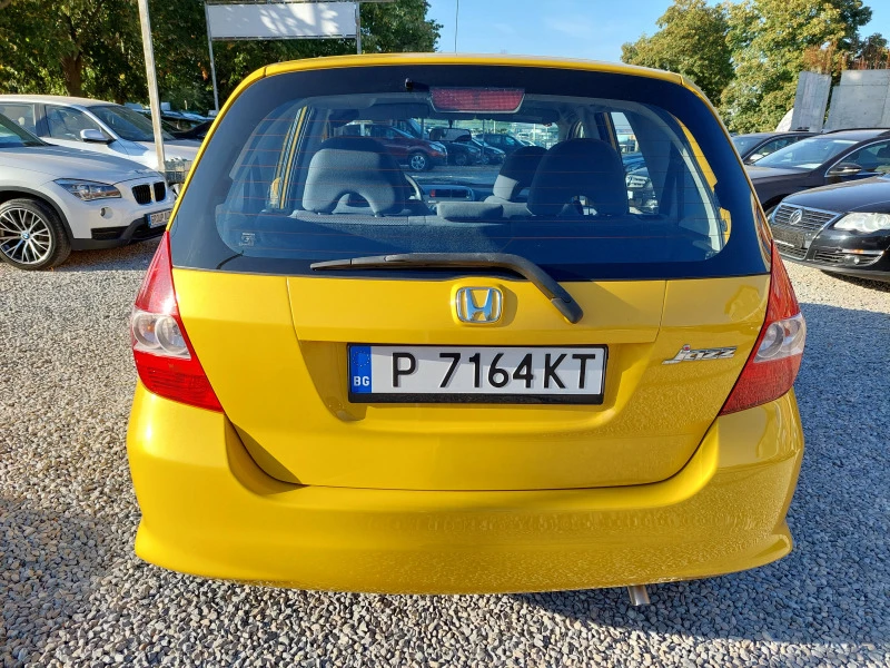 Honda Jazz 1.4i-83к.с/КЛИМАТРОНИК/ОБСЛУЖЕН!!!, снимка 6 - Автомобили и джипове - 42474213