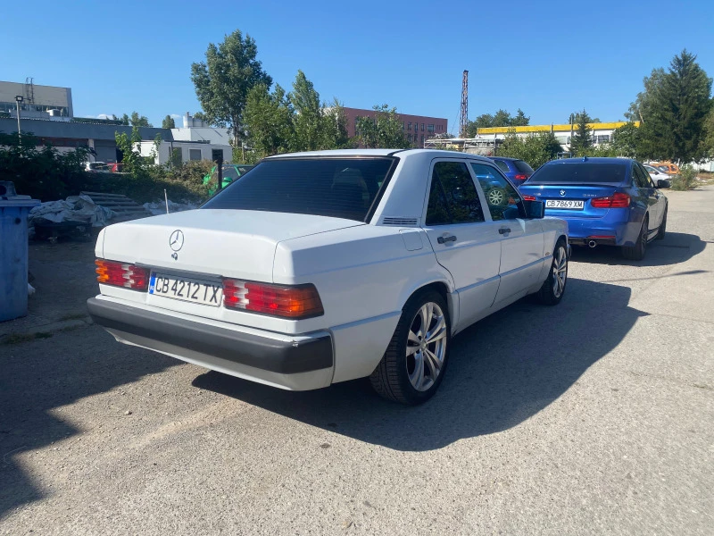 Mercedes-Benz 190 2.0, снимка 5 - Автомобили и джипове - 47034351