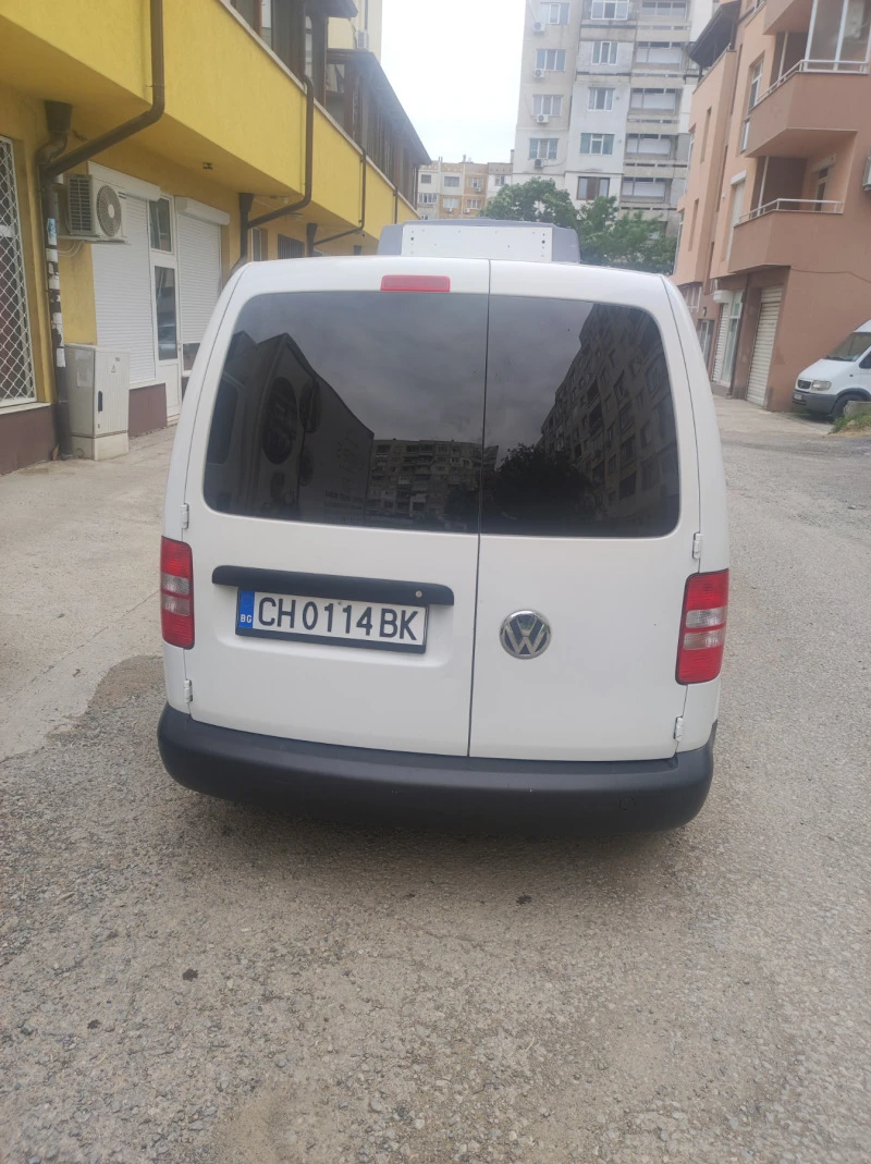 VW Caddy Хладилен, снимка 8 - Автомобили и джипове - 47470870