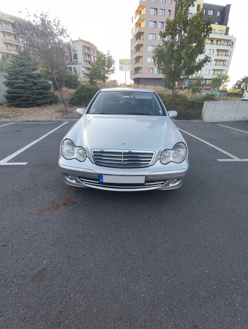 Mercedes-Benz C 200 Facelift, снимка 2 - Автомобили и джипове - 47013099