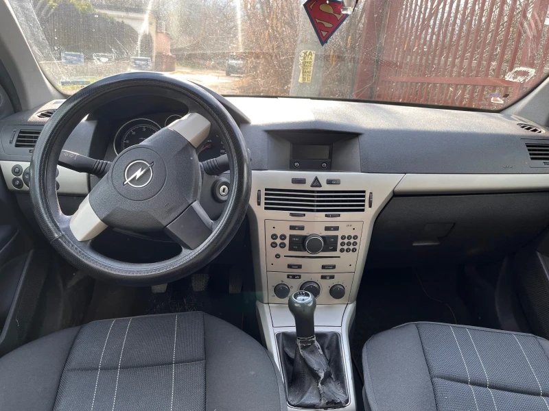 Opel Astra H, снимка 3 - Автомобили и джипове - 47476222