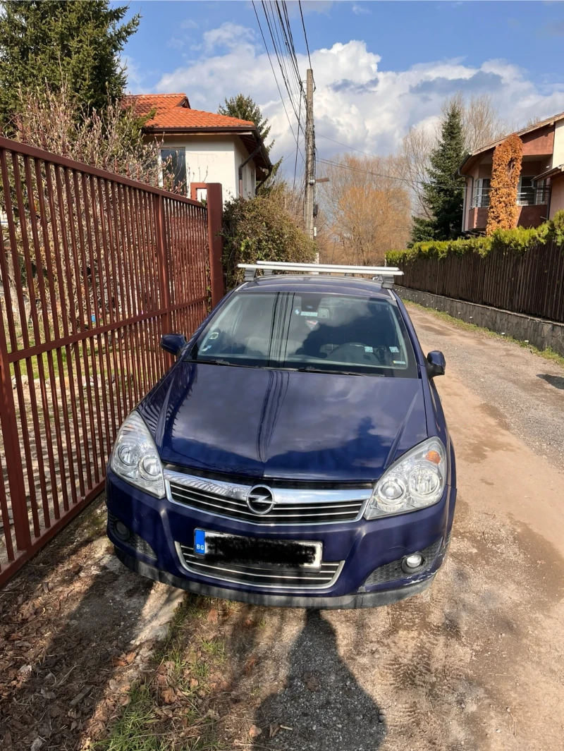 Opel Astra H, снимка 1 - Автомобили и джипове - 47476222