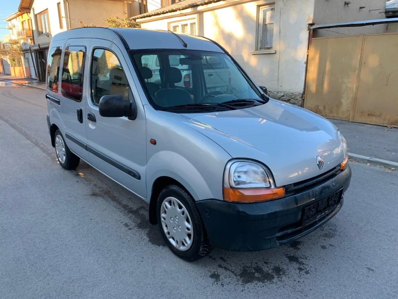 Renault Kangoo 1.4 Benzin Automatik Clima, снимка 3 - Автомобили и джипове - 47708070